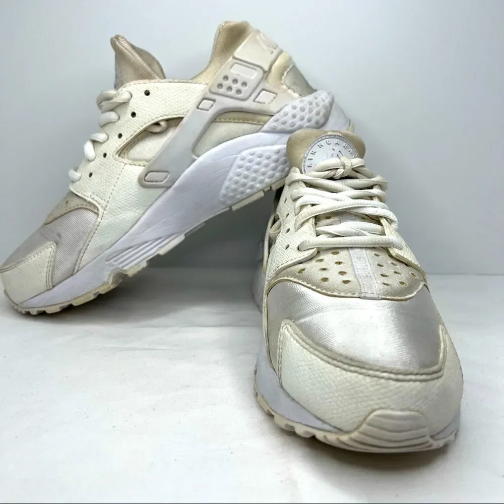 Nike Air Huarache Run Triple White 634835-108‎ Womens 6.5